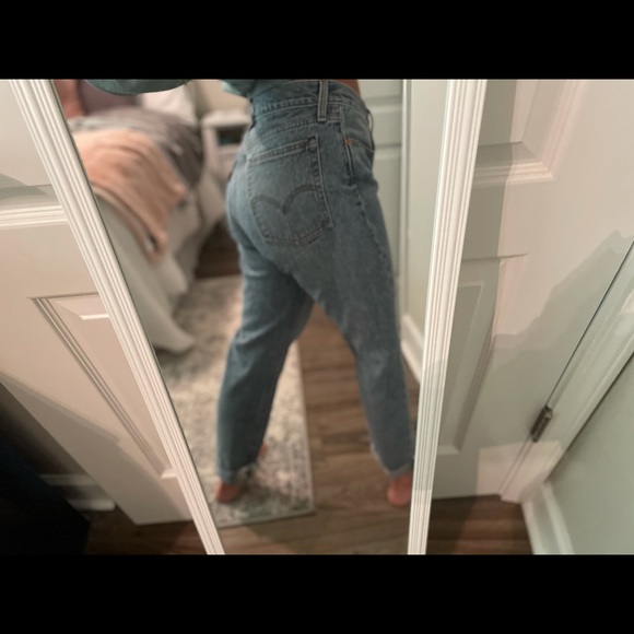 Levi’s Wedgie Fit Jeans Mom Jeans High Waisted - Picture 7 of 16